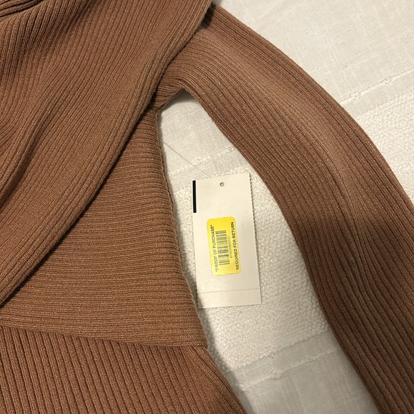 ASTR Zayla Sweater in Camel - Picture 4 of 13